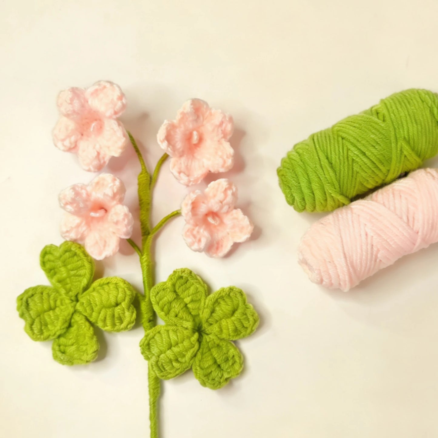 Flower Bouquet Crochet Kit for Beginners – 1pc | Yarn, Hook & Video Tutorial Included